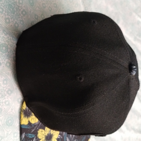 Disney Mickey Mouse black yellow tropical flower baseball hat cap - Picture 2 of 9